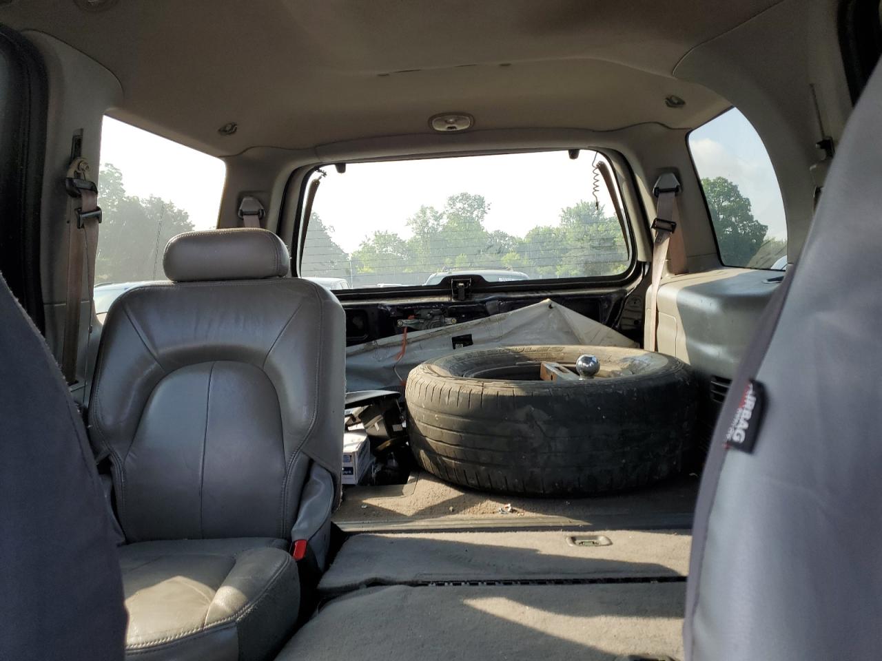 2000 Ford Expedition Xlt VIN: 1FMRU15L9YLC33790 Lot: 59720985