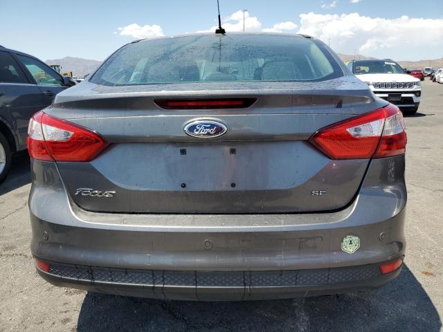 Sedans FORD FOCUS 2014 Szary