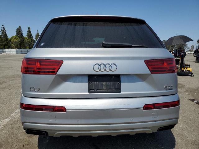 AUDI Q7 2017 Серебристый