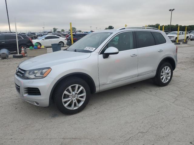  VOLKSWAGEN TOUAREG 2013 Srebrny