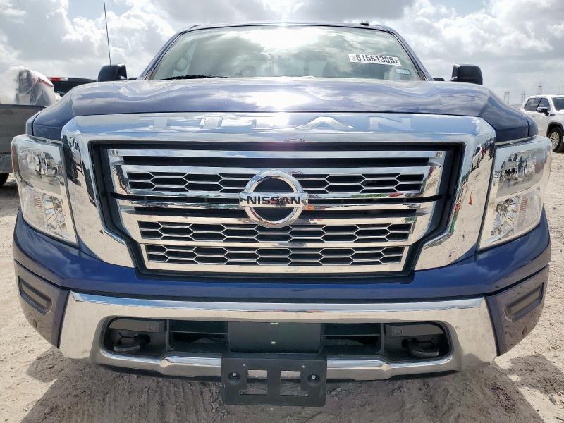  NISSAN TITAN 2021 Granatowy