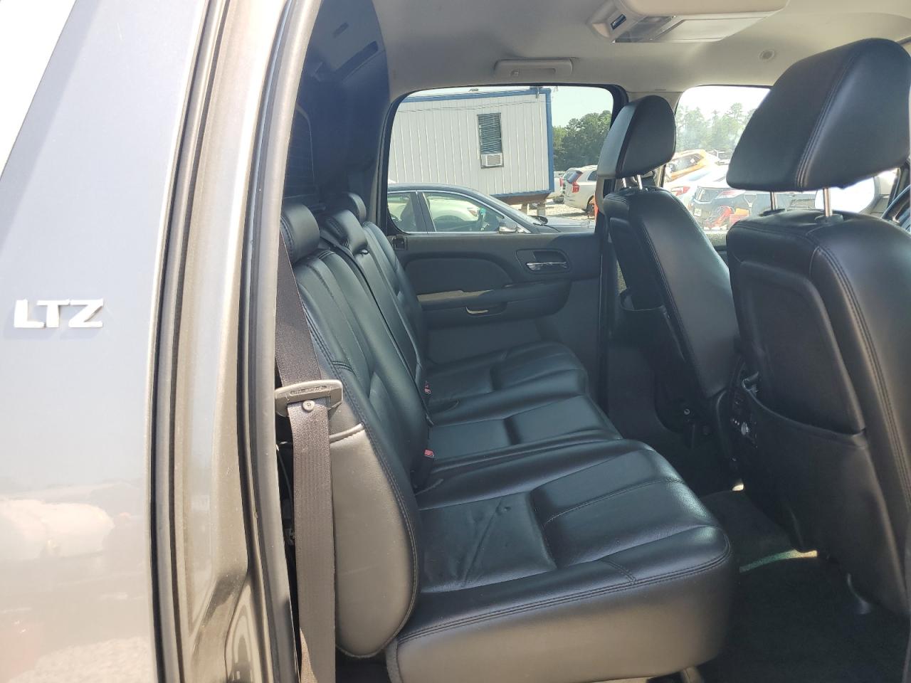 2007 Chevrolet Avalanche K1500 VIN: 3GNFK12317G213229 Lot: 61739975
