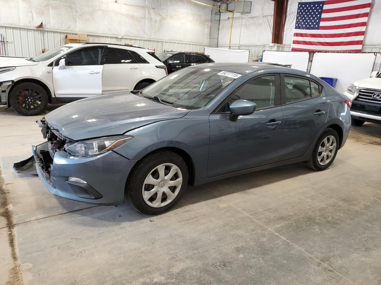 2015 Mazda 3 Sport zu verkaufen in Milwaukee, WI - Front End