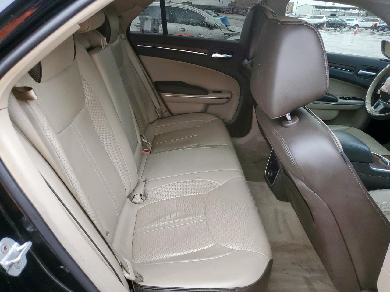 2013 Chrysler 300C Luxury VIN: 2C3CCAST6DH565893 Lot: 58831705