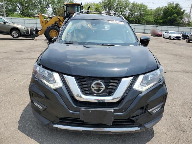  NISSAN ROGUE 2018 Czarny