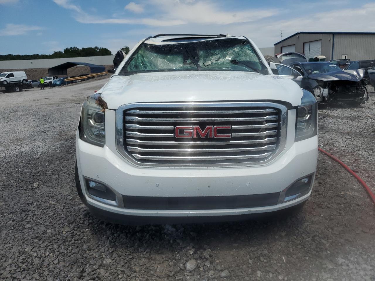 GMC YUKON 2018 VIN 1GKS1GKC8JR133905 фото 5