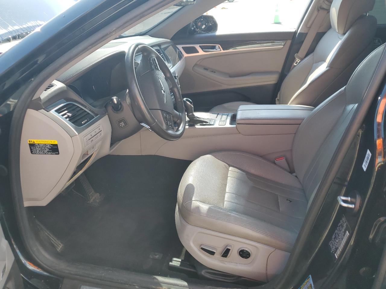 2017 Genesis G80 Base VIN: KMHGN4JE5HU204049 Lot: 61250405