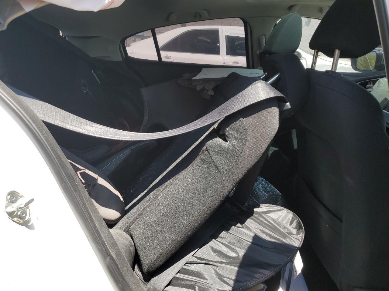 MAZDA 3 2016 VIN JM1BM1L72G1347832 zdjęcie 10