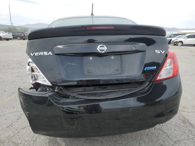 Sedans NISSAN VERSA 2014 Czarny