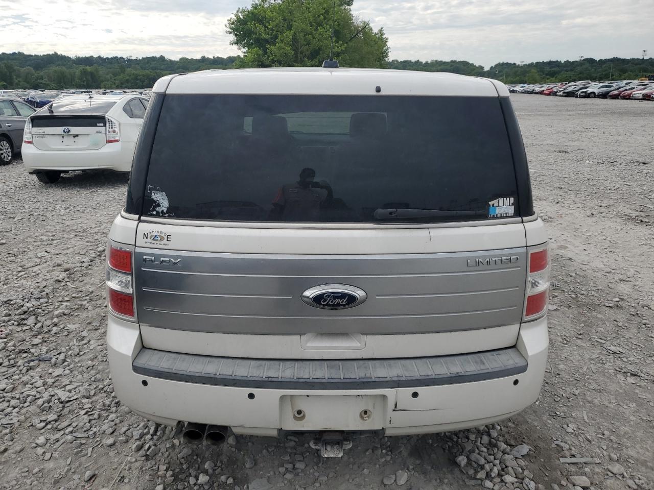 2009 Ford Flex Limited VIN: 2FMDK53C39BA32348 Lot: 62398275