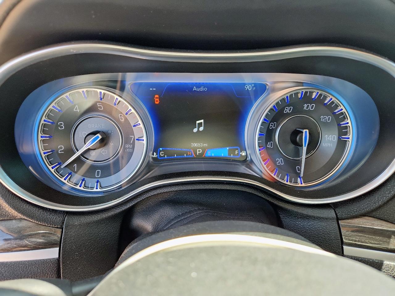 2019 Chrysler 300 Touring VIN: 2C3CCAAG3KH758147 Lot: 62862545