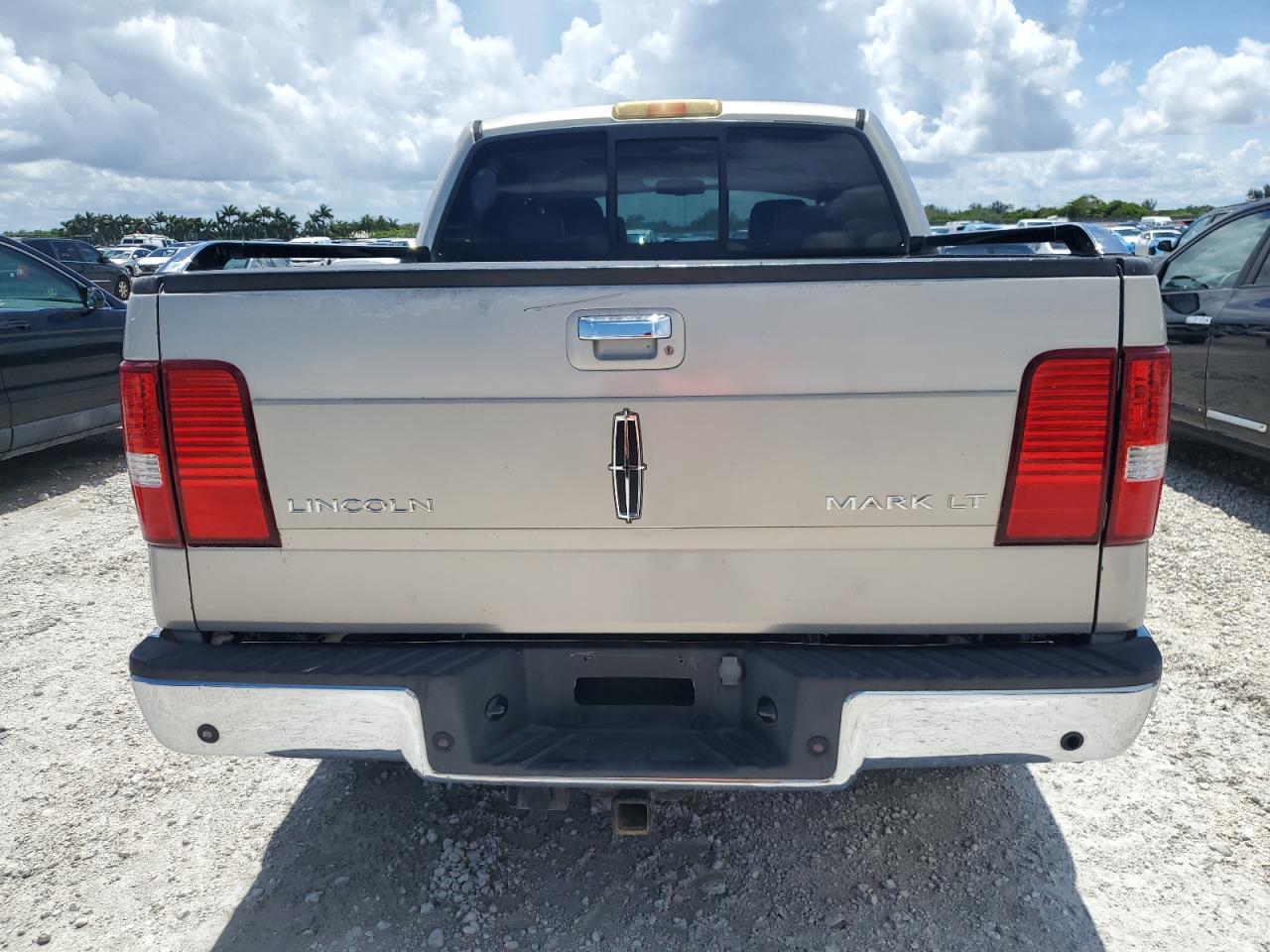 2006 Lincoln Mark Lt VIN: 5LTPW185X6FJ12956 Lot: 62366215