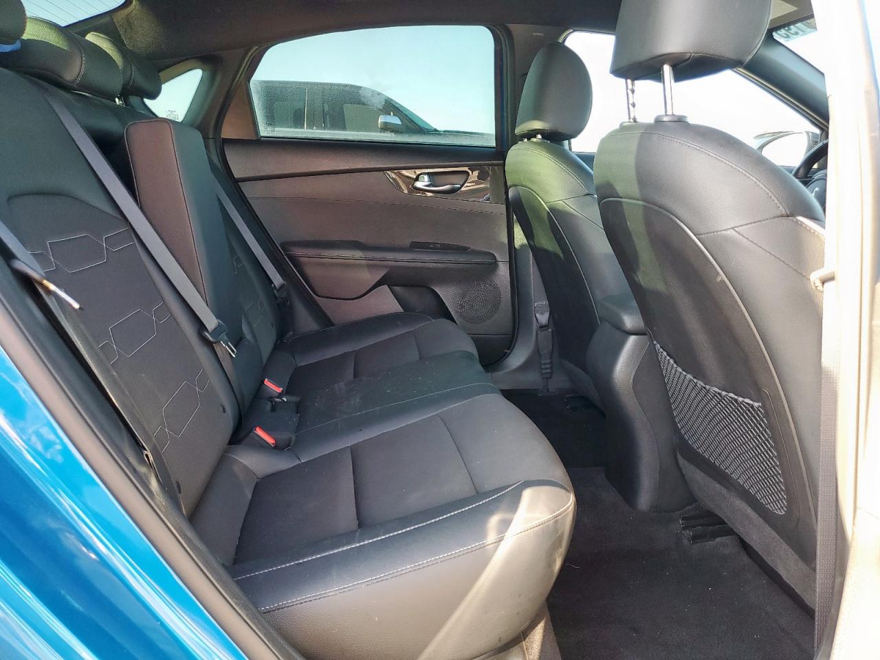 KIA FORTE 2023 VIN 3KPF54AD1PE665642 zdjęcie 10