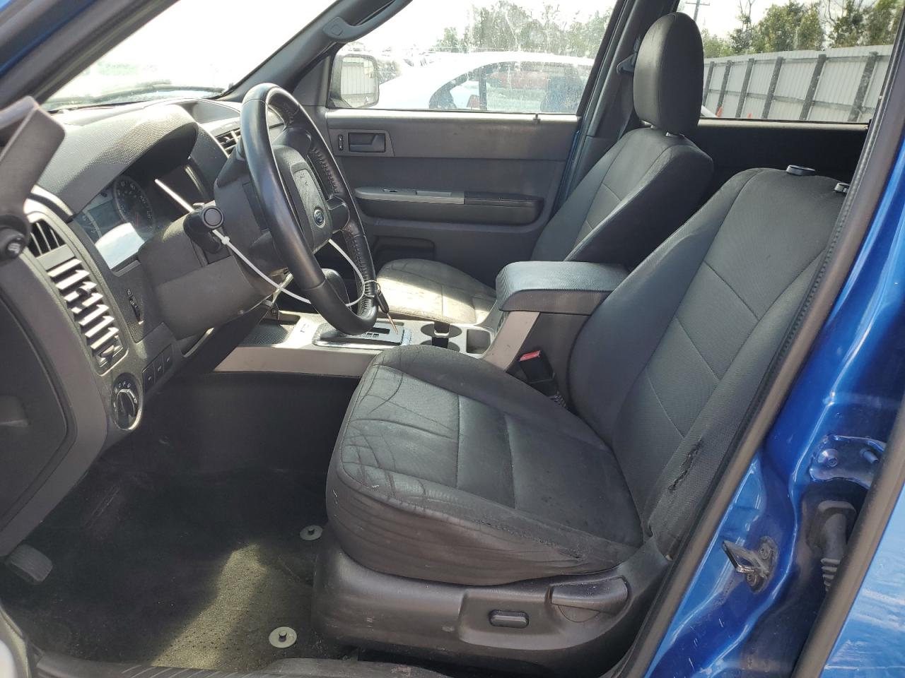 FORD ESCAPE 2011 VIN 1FMCU0D73BKA61628 фото 7