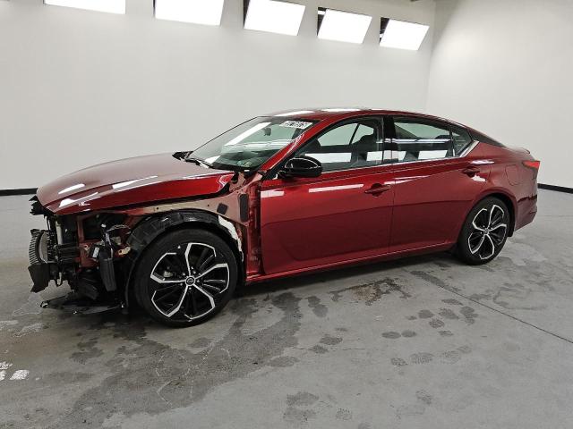 2023 Nissan Altima Sr  