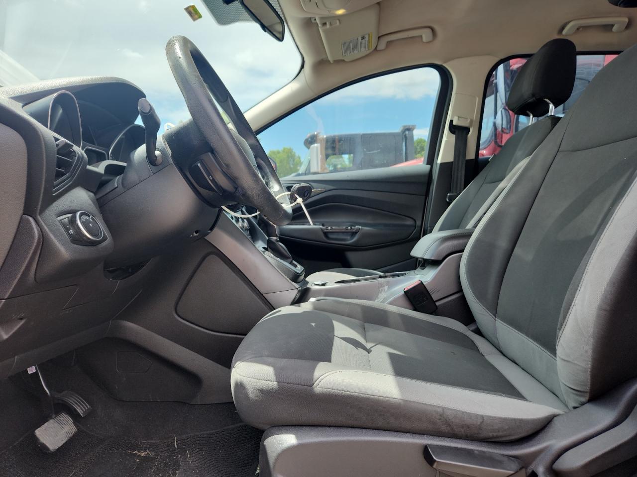 2016 Ford Escape S VIN: 1FMCU0F79GUB71852 Lot: 62690865