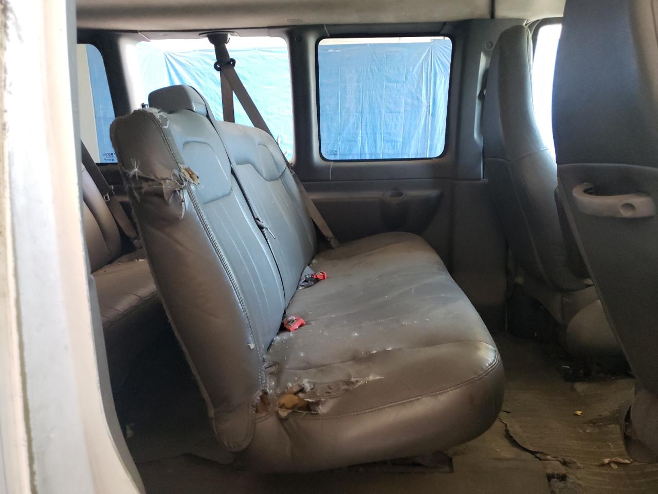 2017 Chevrolet Express G3500 Ls VIN: 1GAZGNFFXH1108037 Lot: 62149415