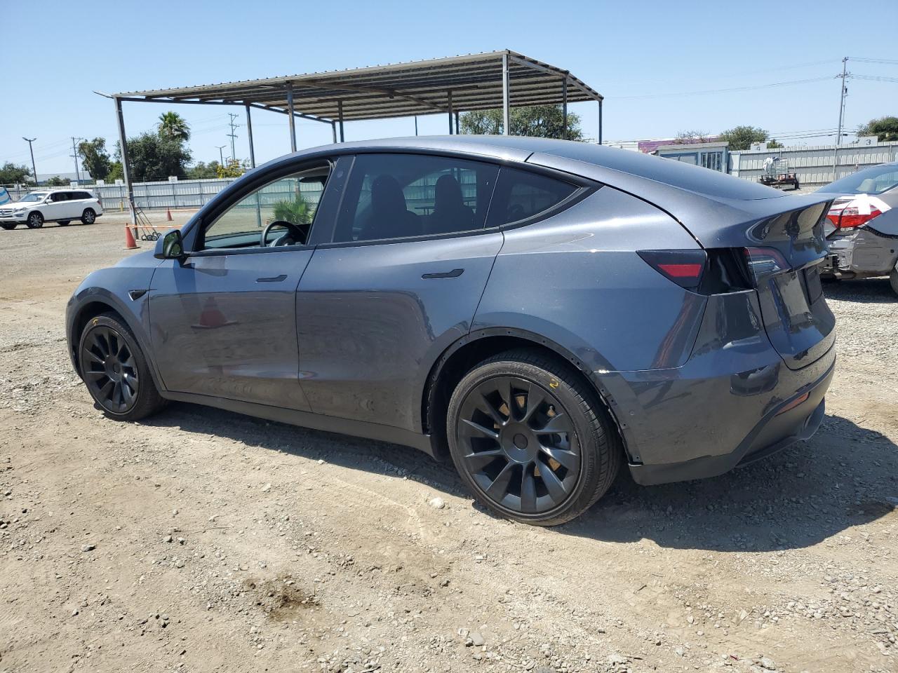TESLA MODEL Y 2022 VIN 7SAYGDEE4NF481392 zdjęcie 2