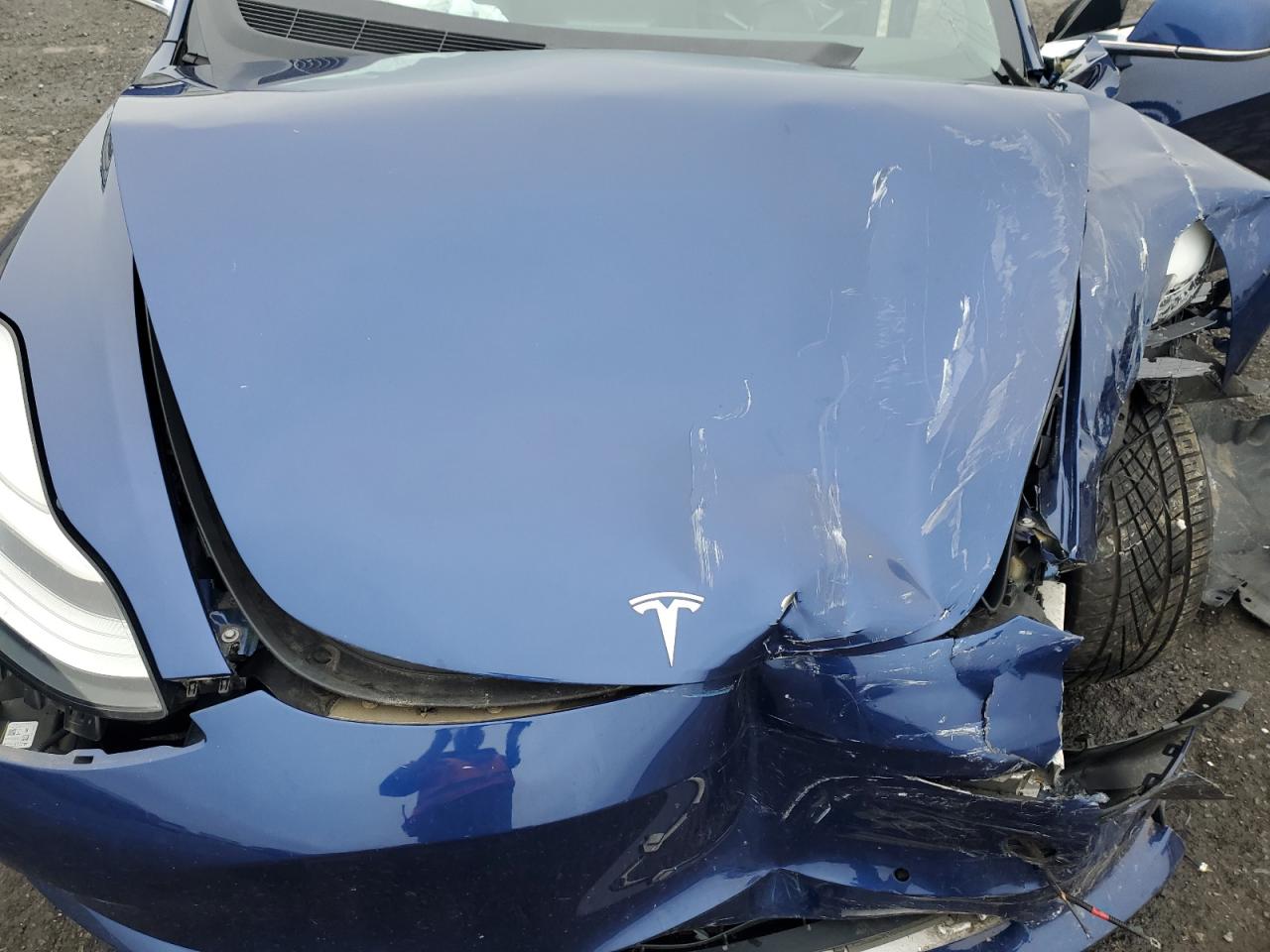 2019 Tesla Model 3 VIN: 5YJ3E1EB2KF237754 Lot: 61087695