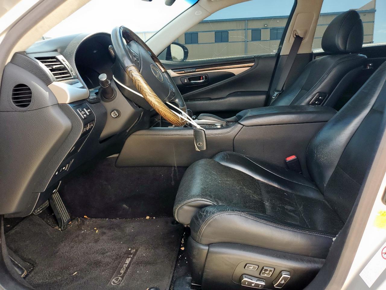 2015 Lexus Ls 460L VIN: JTHGL5EF0F5054330 Lot: 58452815