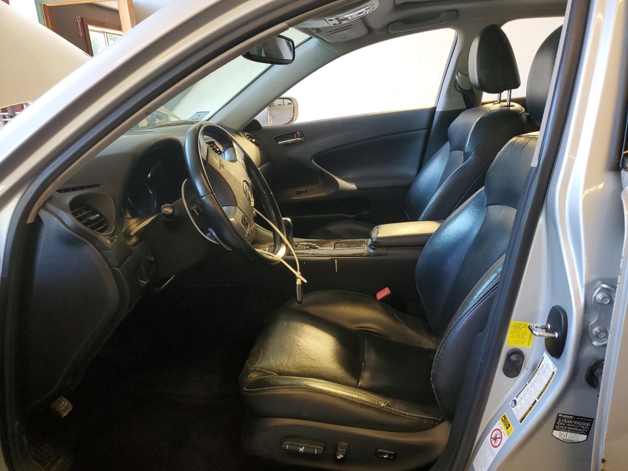 2011 Lexus Is 250 VIN: JTHCF5C26B5050055 Lot: 61344325