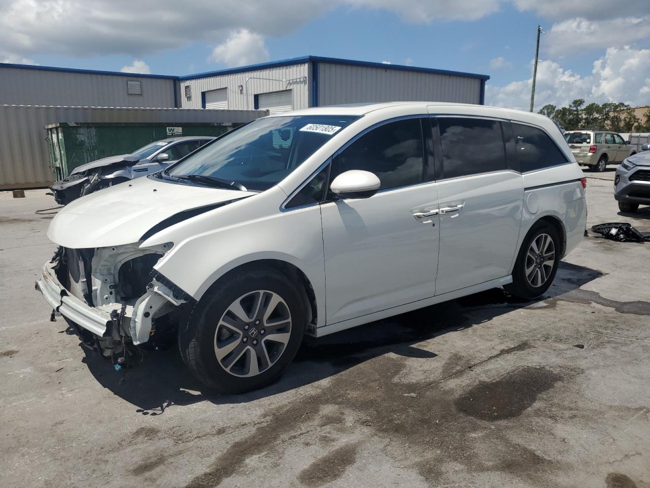 2017 Honda Odyssey Touring на продаже в Orlando, FL - Front End