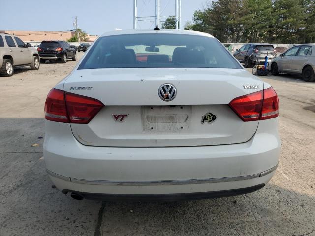  VOLKSWAGEN PASSAT 2015 White