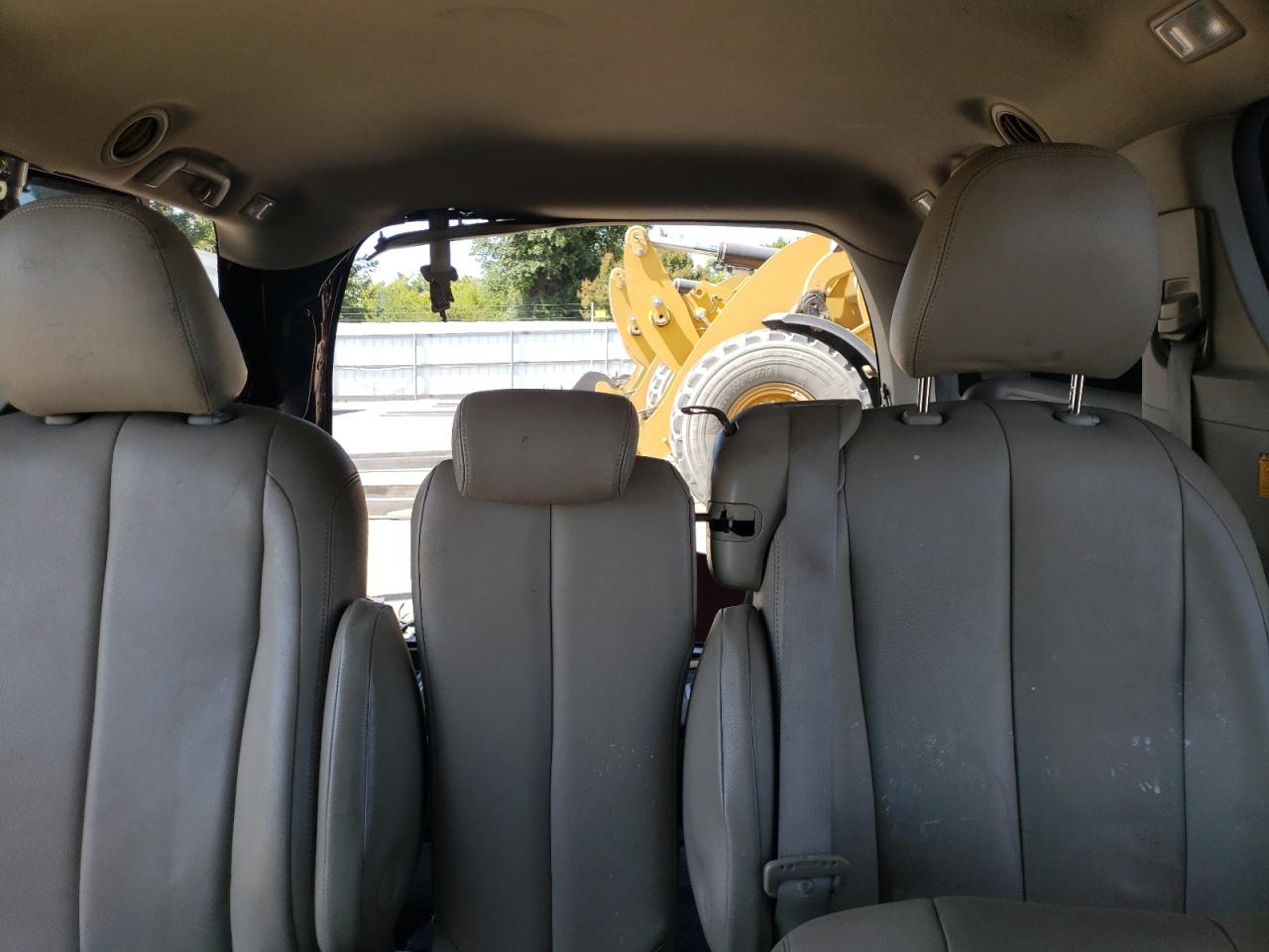 2011 Toyota Sienna Le VIN: 5TDKK3DC0BS052124 Lot: 62455835
