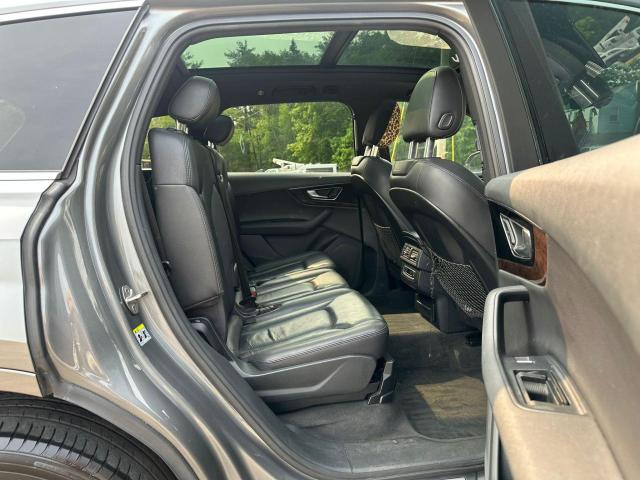 Parquets AUDI Q7 2017 Gray