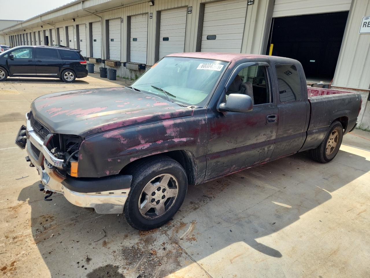 2004 Chevrolet Silverado C1500 იყიდება Louisville-ში, KY - Front End