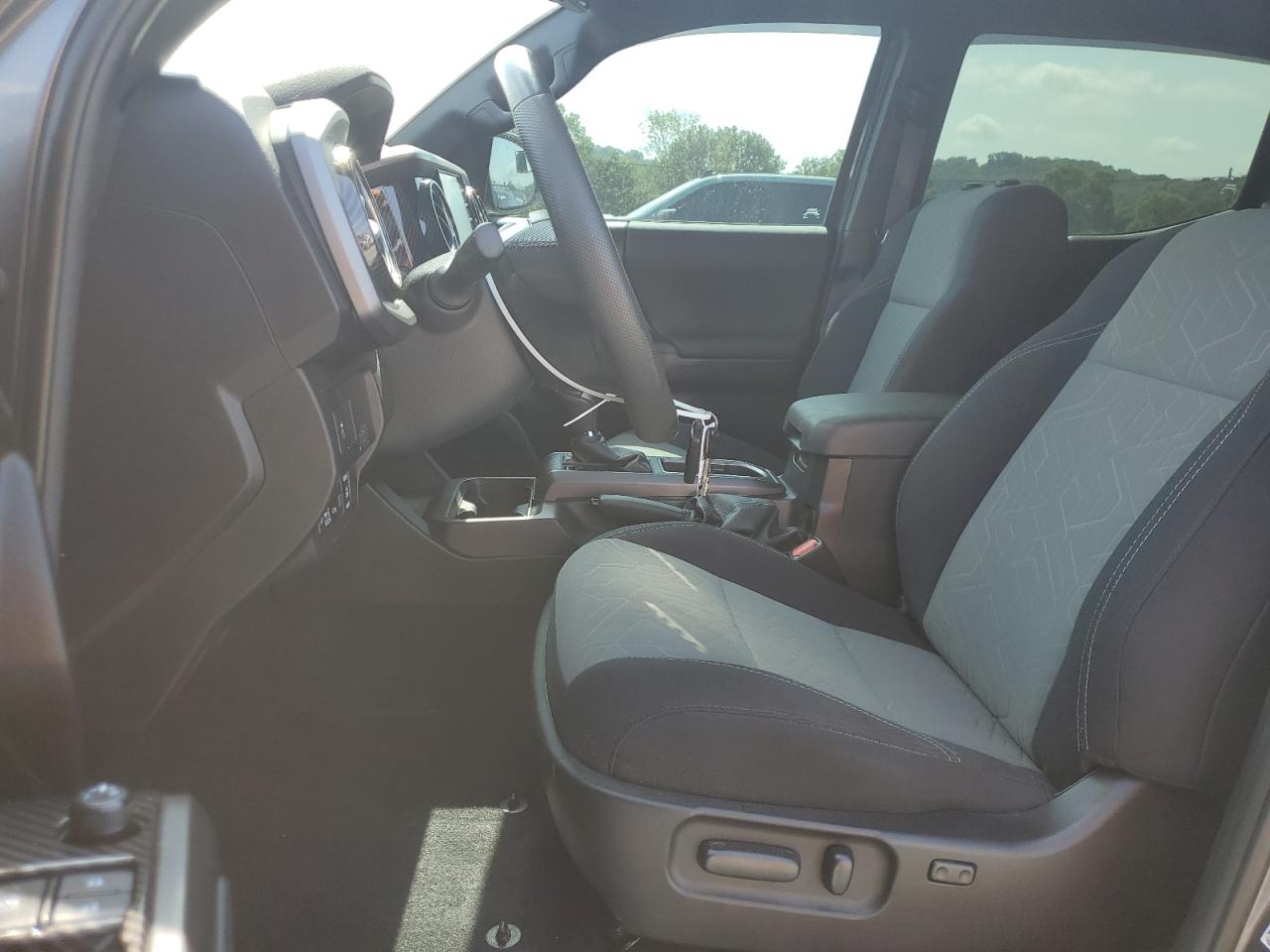 2021 Toyota Tacoma Double Cab VIN: 5TFCZ5AN5MX273037 Lot: 62940925