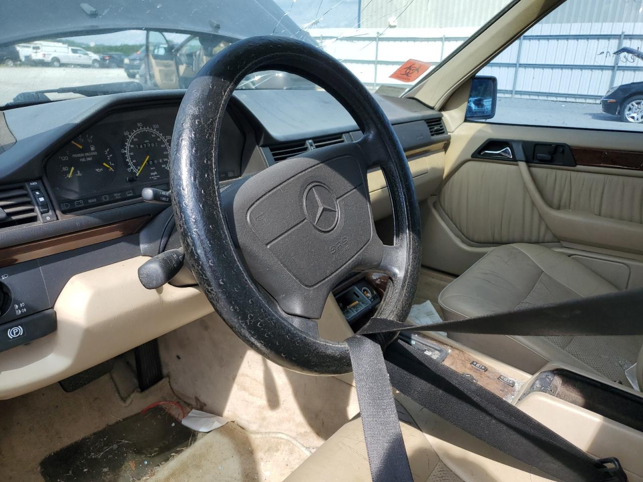 1994 Mercedes-Benz E 420 VIN: WDBEA34E0RC106131 Lot: 60498095