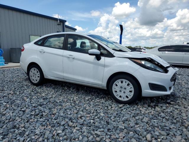  FORD FIESTA 2017 Белы