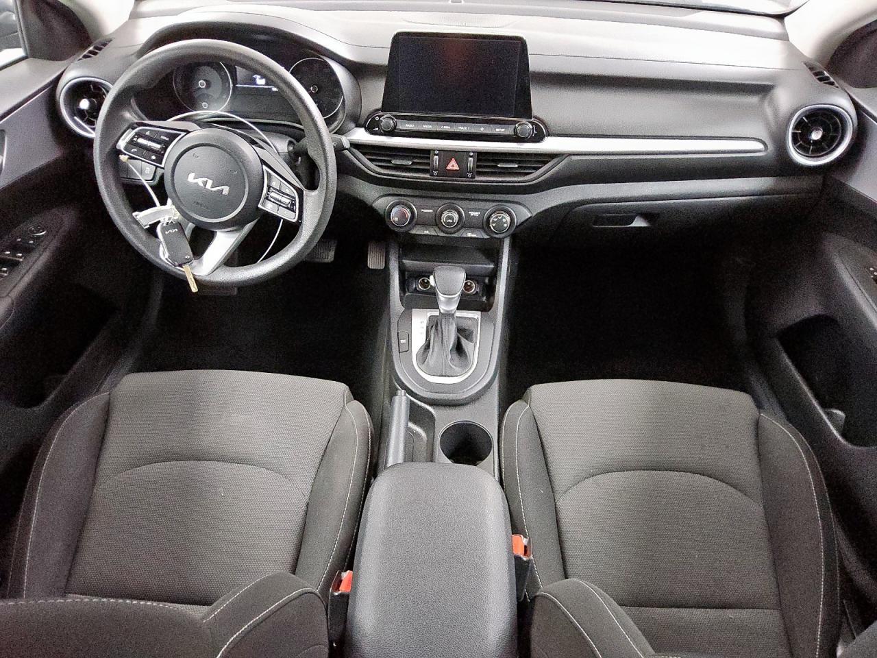 KIA FORTE 2023 VIN 3KPF24AD6PE588114 photo 8