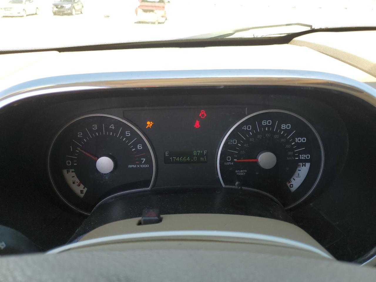 2007 Ford Explorer Xlt VIN: 1FMEU73E47UB62075 Lot: 61395685