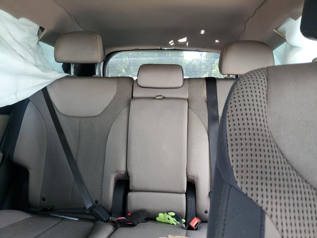 2020 Hyundai Santa Fe Se VIN: 5NMS23AD2LH273273 Lot: 62126565
