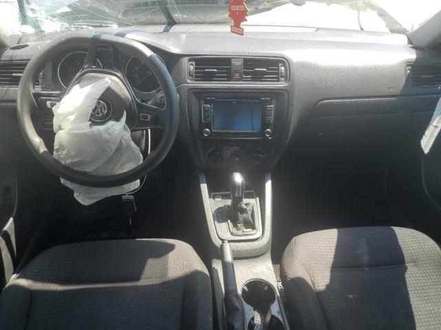 Sedans VOLKSWAGEN JETTA 2015 Silver