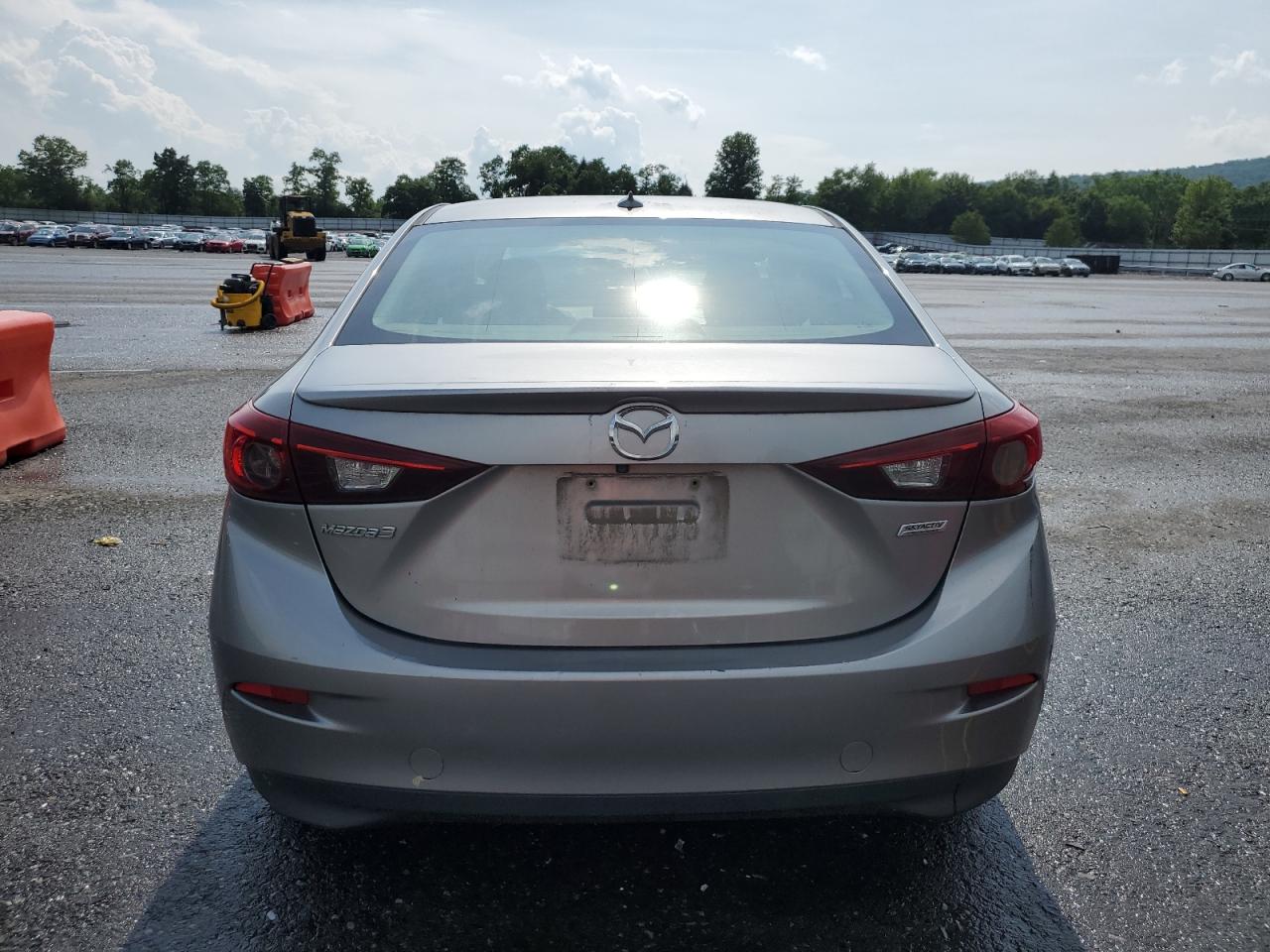 2015 Mazda 3 Touring VIN: 3MZBM1V79FM131343 Lot: 61632485