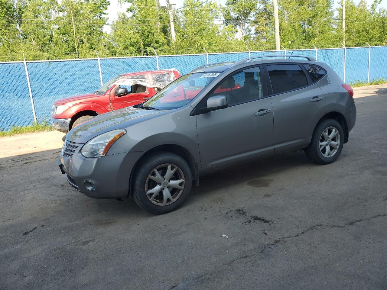 2009 Nissan Rogue S იყიდება Moncton-ში, NB - Front End