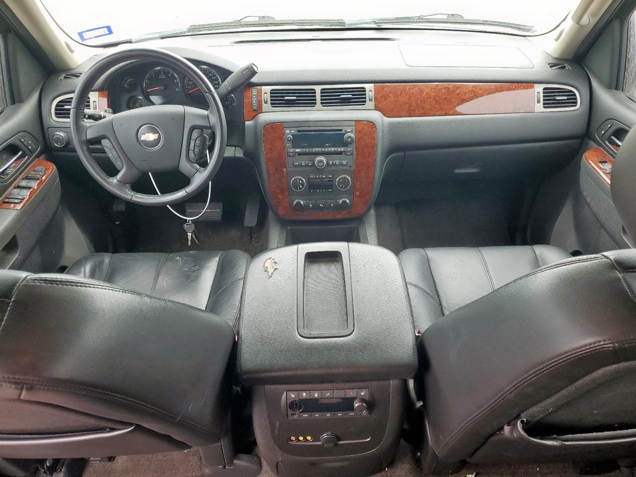2010 Chevrolet Tahoe C1500 Lt VIN: 1GNUCBE09AR165949 Lot: 61309045