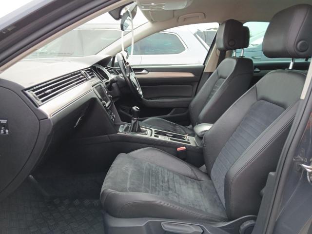 2016 VOLKSWAGEN PASSAT GT