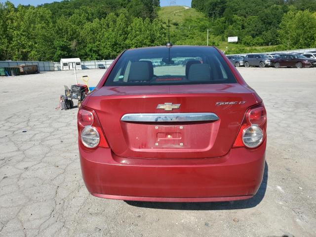 Седаны CHEVROLET SONIC 2016 Красный