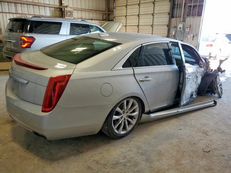  CADILLAC XTS 2017 Silver
