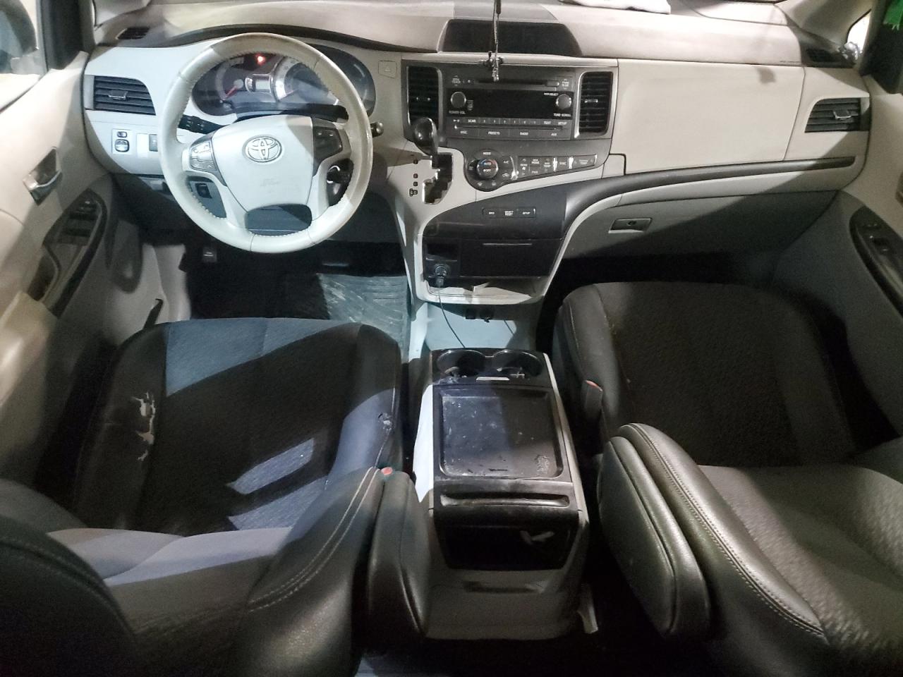 2011 Toyota Sienna Sport VIN: 5TDXK3DC3BS071160 Lot: 61430495