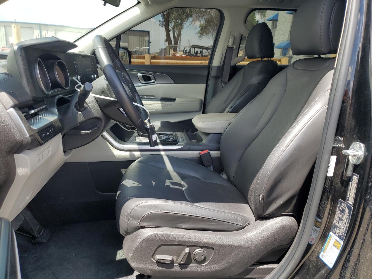 2022 Kia Carnival Lx VIN: KNDNB4H30N6124778 Lot: 61985445
