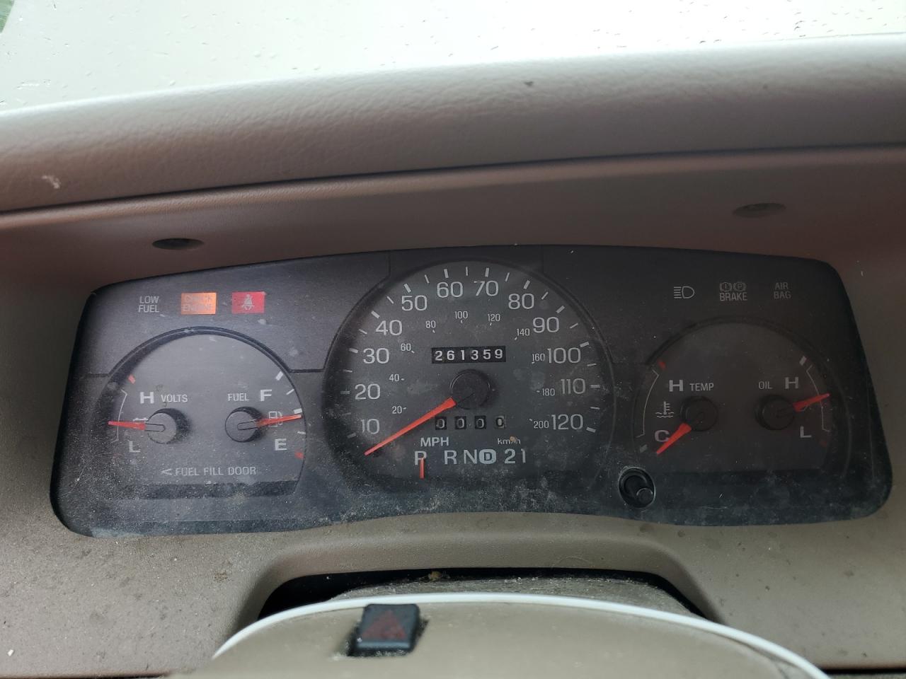 2005 Mercury Grand Marquis Ls VIN: 2MEFM75W05X661586 Lot: 60154815