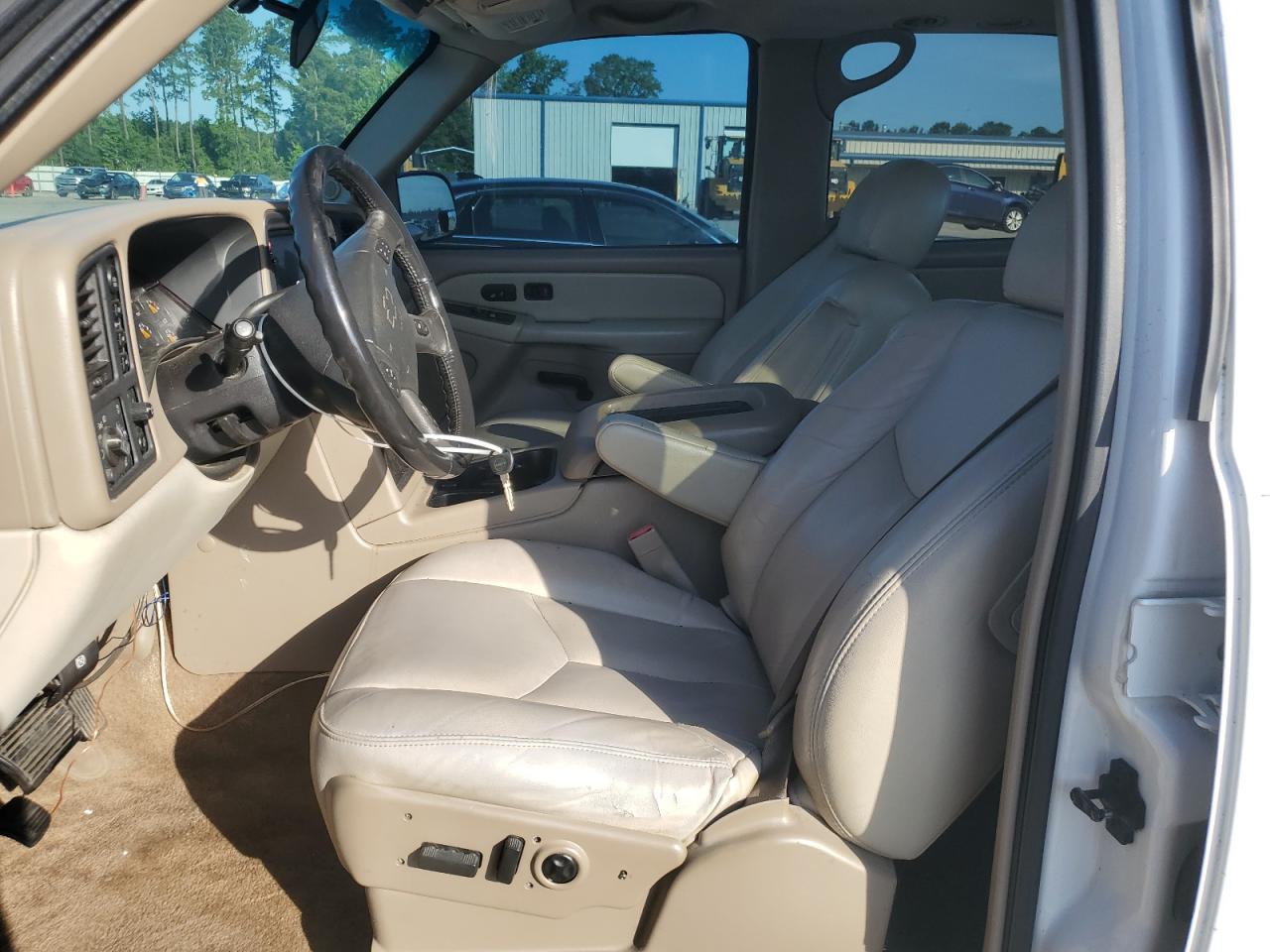 2003 Chevrolet Tahoe K1500 VIN: 1GNEK13Z03R305344 Lot: 61302385