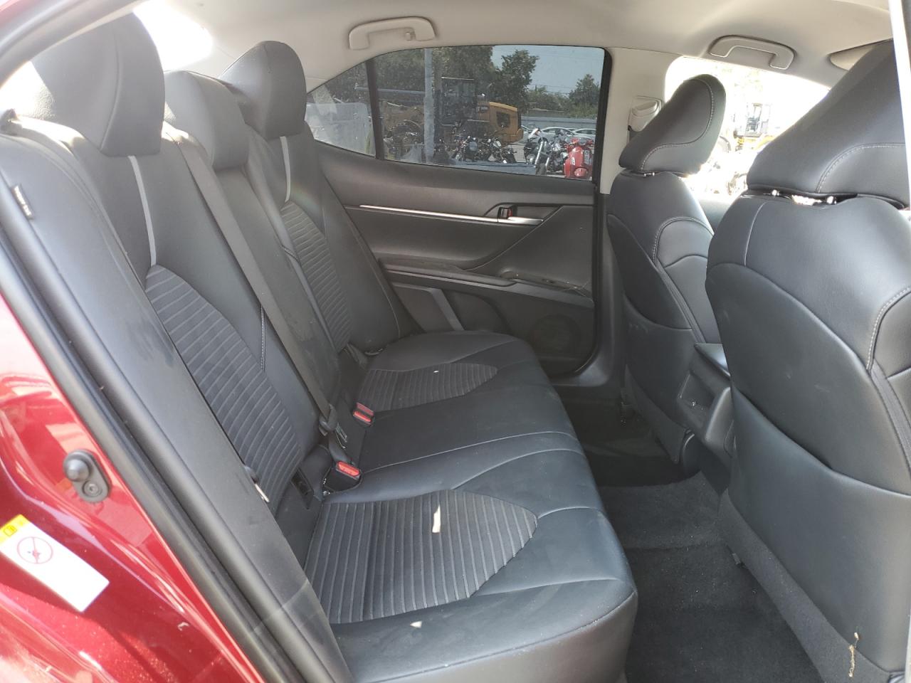 2018 Toyota Camry L VIN: 4T1B11HK0JU594306 Lot: 62185645