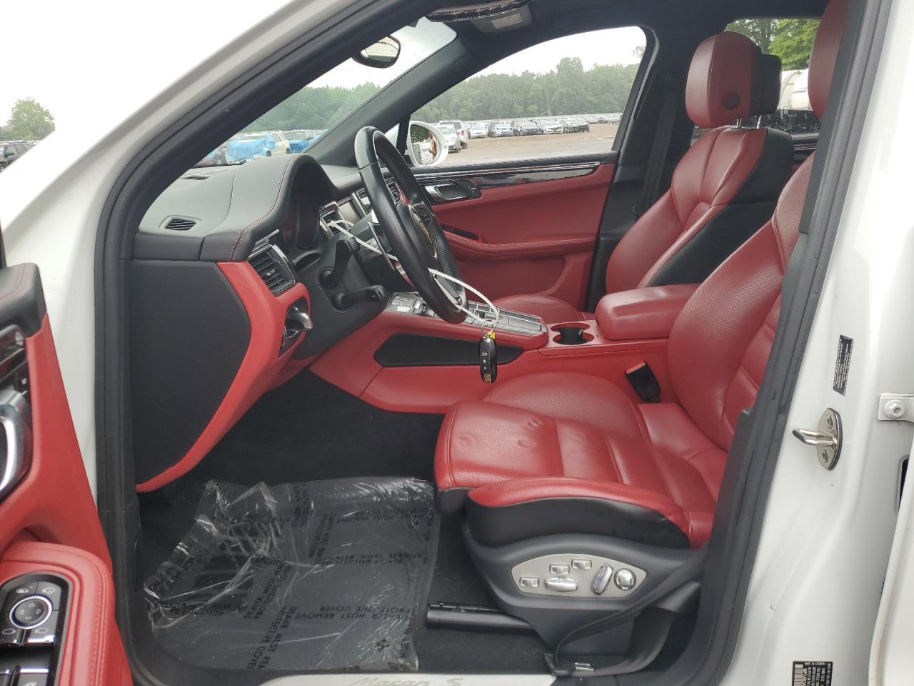 2016 Porsche Macan S VIN: WP1AB2A52GLB47450 Lot: 61531495