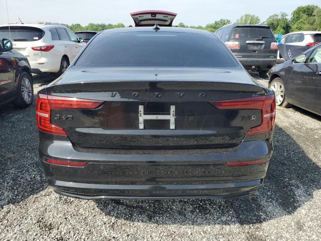  VOLVO S60 PLUS 2024 Czarny